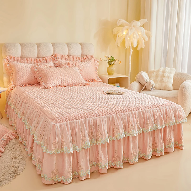 AI WINSURE-Elegant Dense Velvet Bed Spread Set, King Size, Quilting, Embroidery Lace Soft Ruffles Bed Skirt, Warm Bed Cover