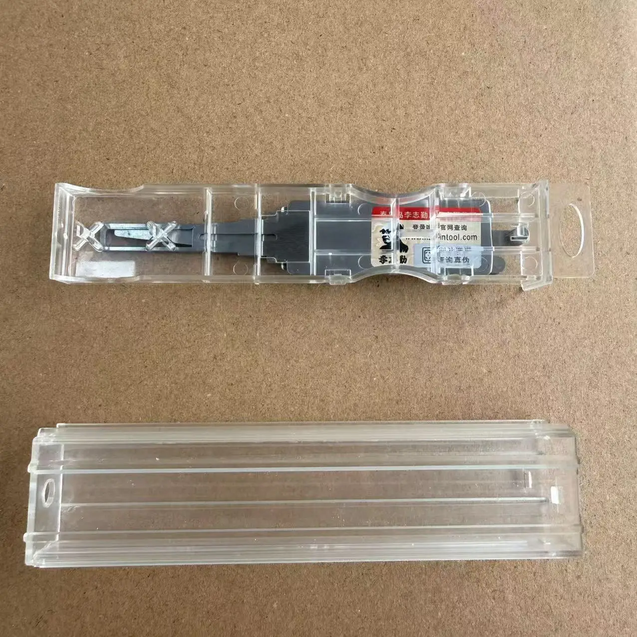 LISHI Auto. Pick PEUGEOT (PSA) Suits Keyways HU HCA (HU83) IGN/DR/BT Anti  Glare
