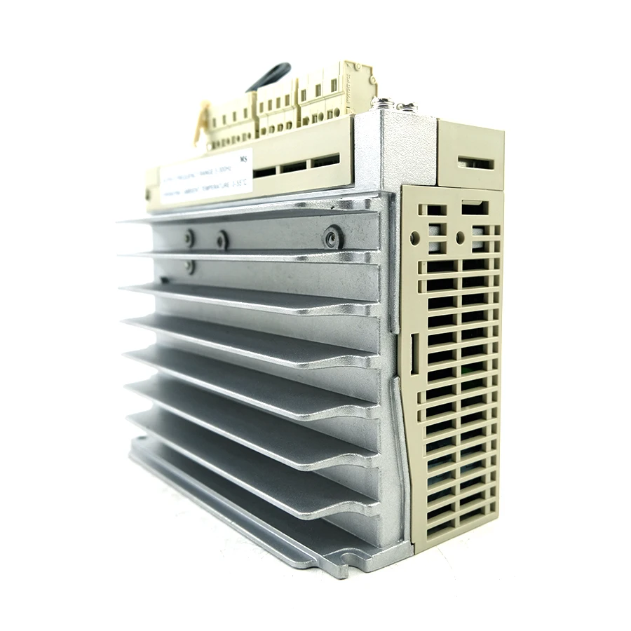Original And New FAST SHIP PLC Servo Pack YASKAWA Servo Drive Amplifier SGDH-04AE AC Servo Drive YASKAWA