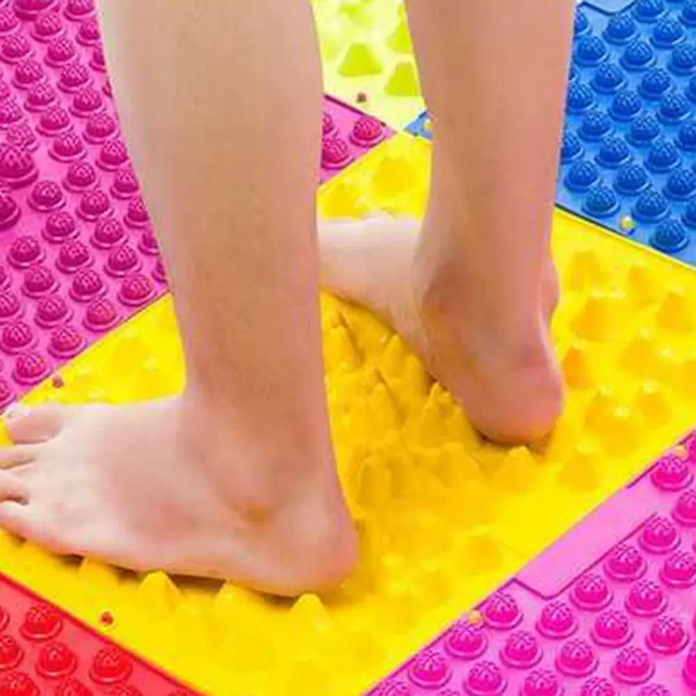 

Креативный массажный коврик для рефлексотерапии стоп, противоскользящий, для улучшения кровообращения, с точечной акупунктурной пластиной для пальцев ног, 28*38 см