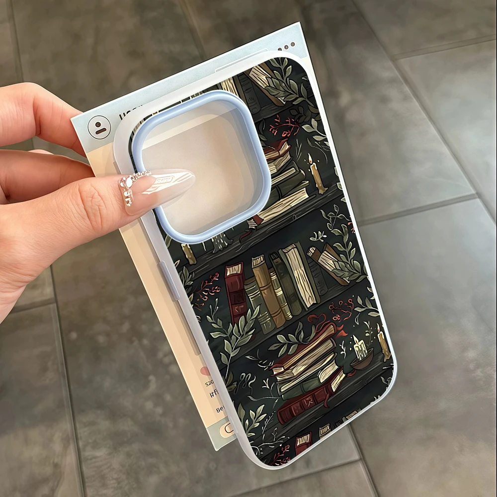 Für Samsung Galaxy A16 A15 A55 A35 A36 A56 S26 S25 S24 Ultra S23 S21 S22Plus Handyhülle mit dunklem Bücherregal-Muster aus Silikon – Detail 7