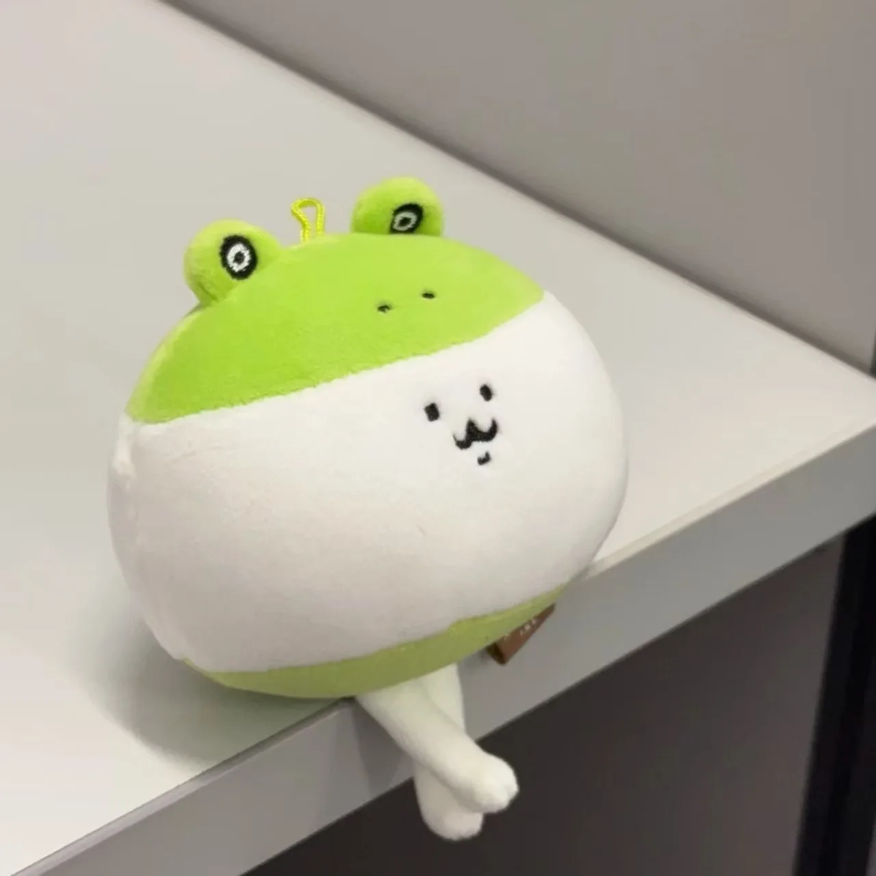 

Nagano Self-deprecating Bear Frog Plush Keychain 10cm Cute Round Soft Stuffed Toy Pendant Kawaii Bag Charm Accessory Gift
