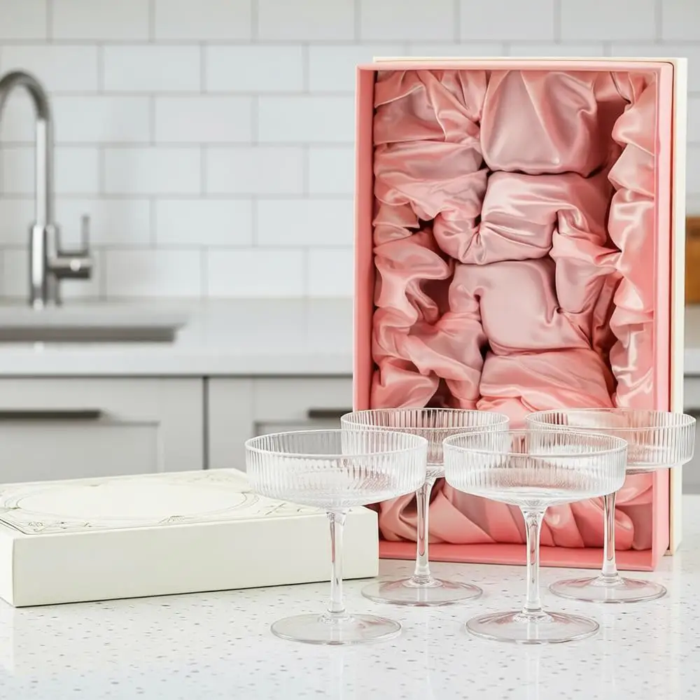 

Vintage Art Deco Coupe Glasses Set of 4, 7 oz Classic Cocktail Glassware for Champagne, Cosmopolitan, Sidecar | Crystal Speakeas