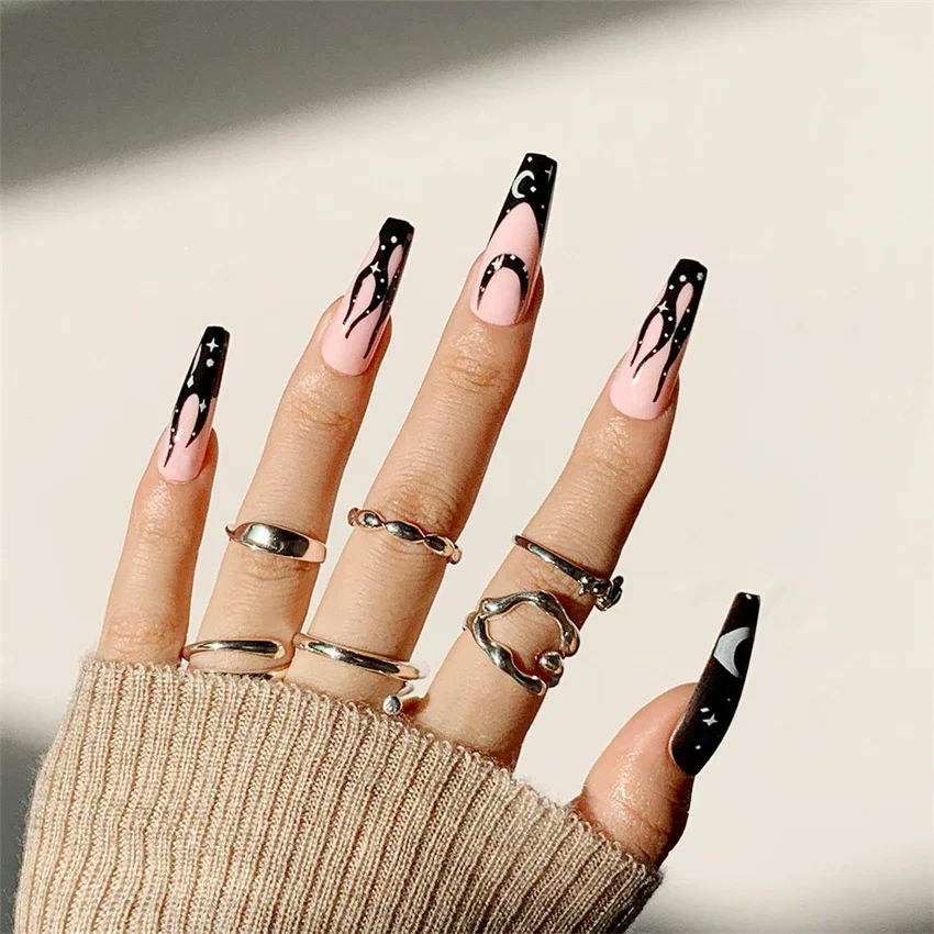 

24pcs/set American Style Black and White Star Fake Nails Long Ballet Wearing False Nails Art Removable Paste Press on Nails