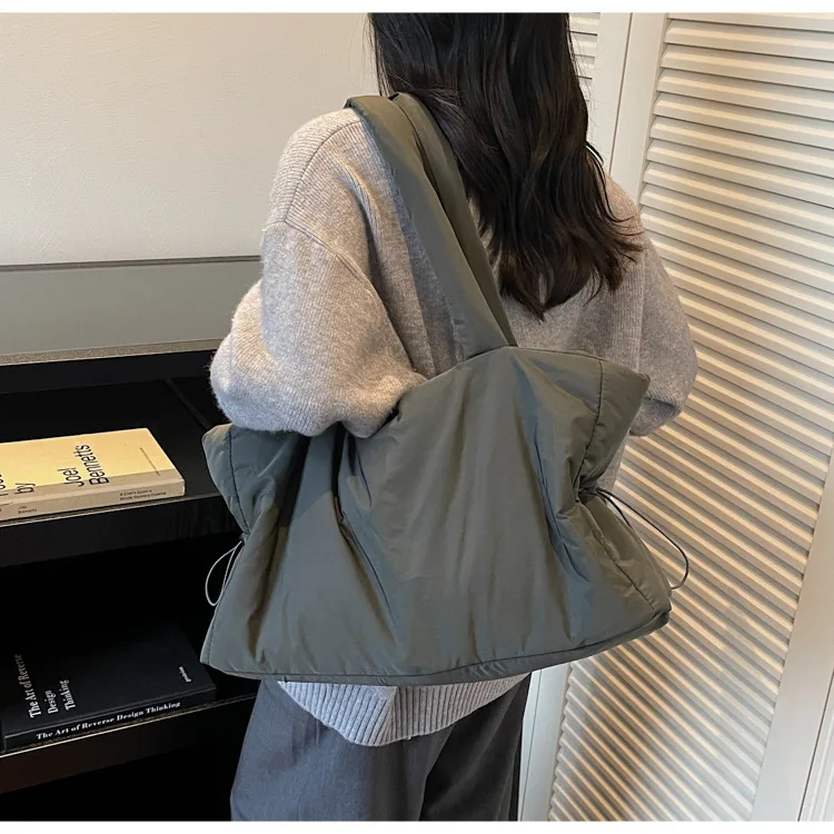Herbst Winter Baumwolle Umhängetasche Frauen Stilvolle Tote Satchel Handtasche Geräumige Nylon Geldbörse für Arbeit Pendeln und Reisen – Detail 40