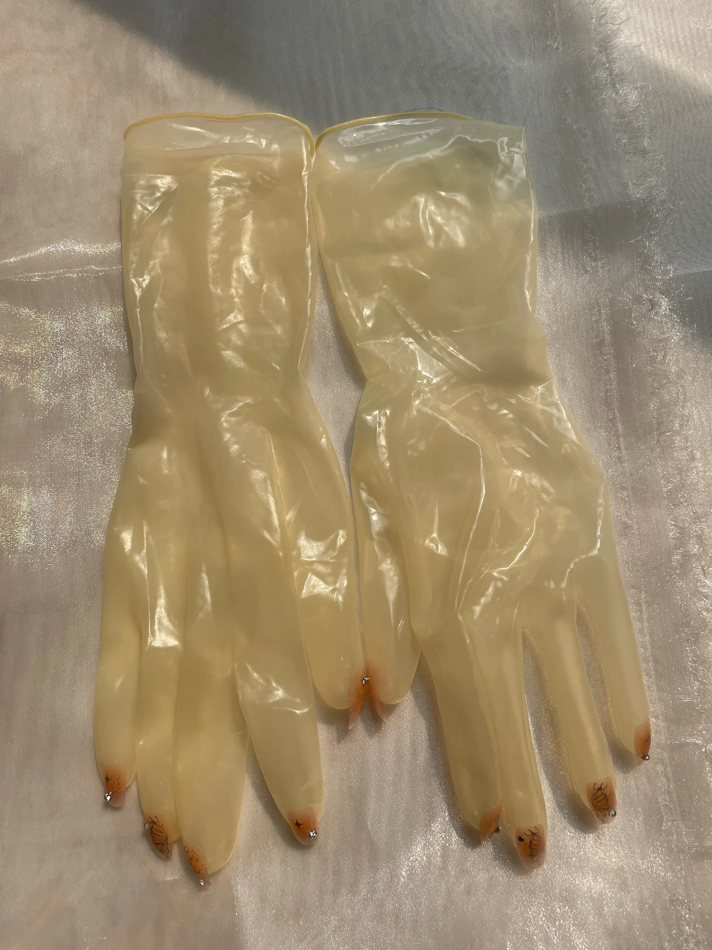 

Women's Oil Shiny Transparent Super Thin Latex Zentai Glove Fetish Crossdress Men's Sheer Cosplay Kigurumi Long Nails Gloves