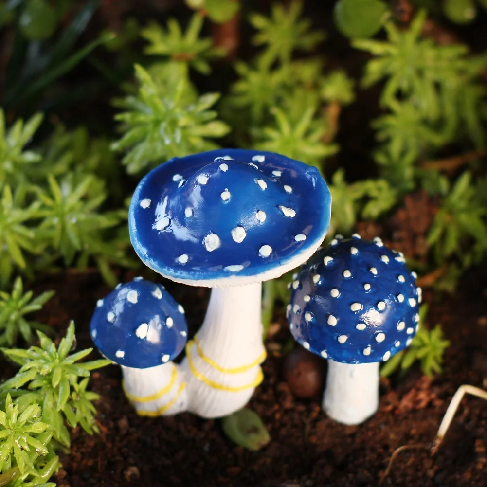 Fairy Tale Figurines Glow Mushroom Statues Enchanting Night Glow Charming Pastoral Style Long Lasting Outdoor Garden Statue