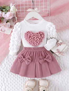2 peças inverno novo estilo para meninas de 0 a 3 anos, mangas de bolha confortáveis, doces e fofas, top de capítulo de amor + conjunto de saia curta rosa