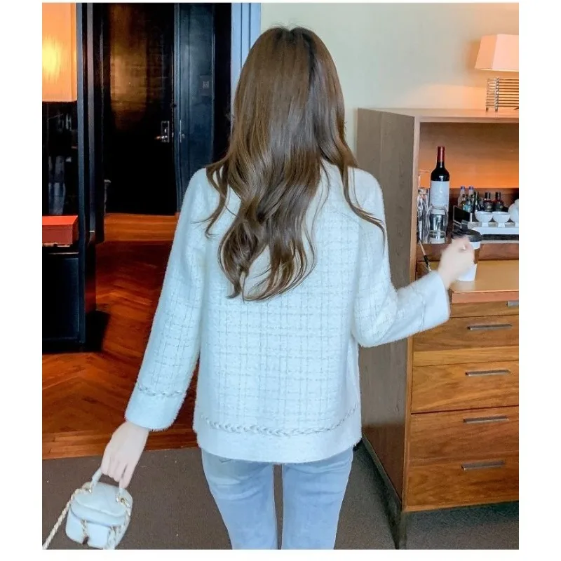 Karierte, kontrastierende Rundhals-Herbst- und Winter-Damen-Strickjacke mit Knöpfen und langen Ärmeln, modisches und elegantes Oberteil