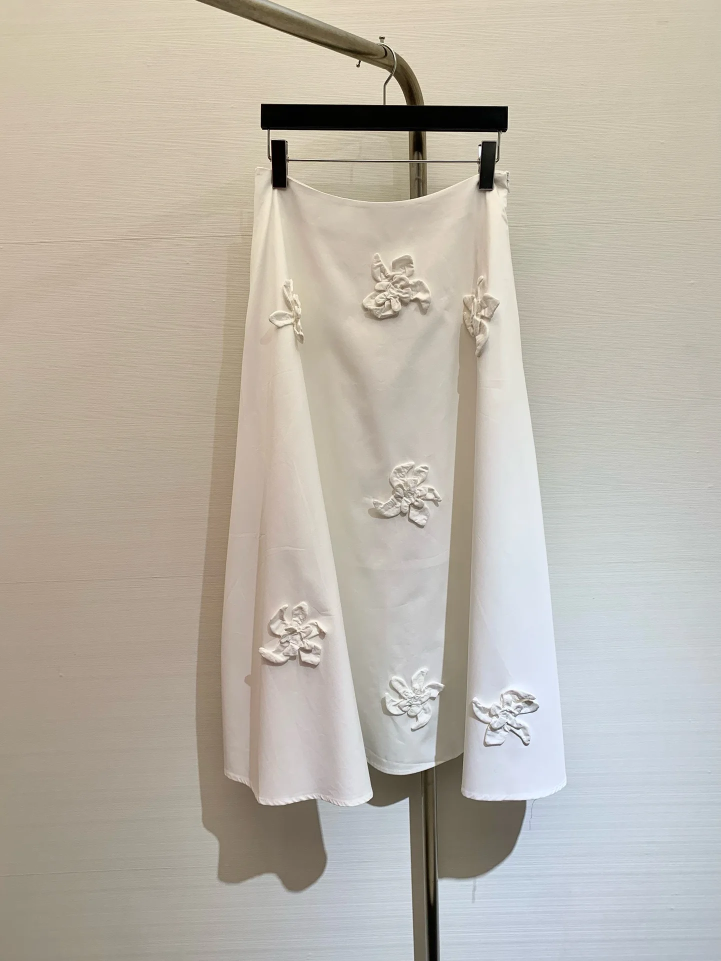 

EVACANDIS Women Spring Summer New Fairycore Luxury Tridimensional Hollow Out Floral Midi Skirts White Elegant Chic Sweet Casual