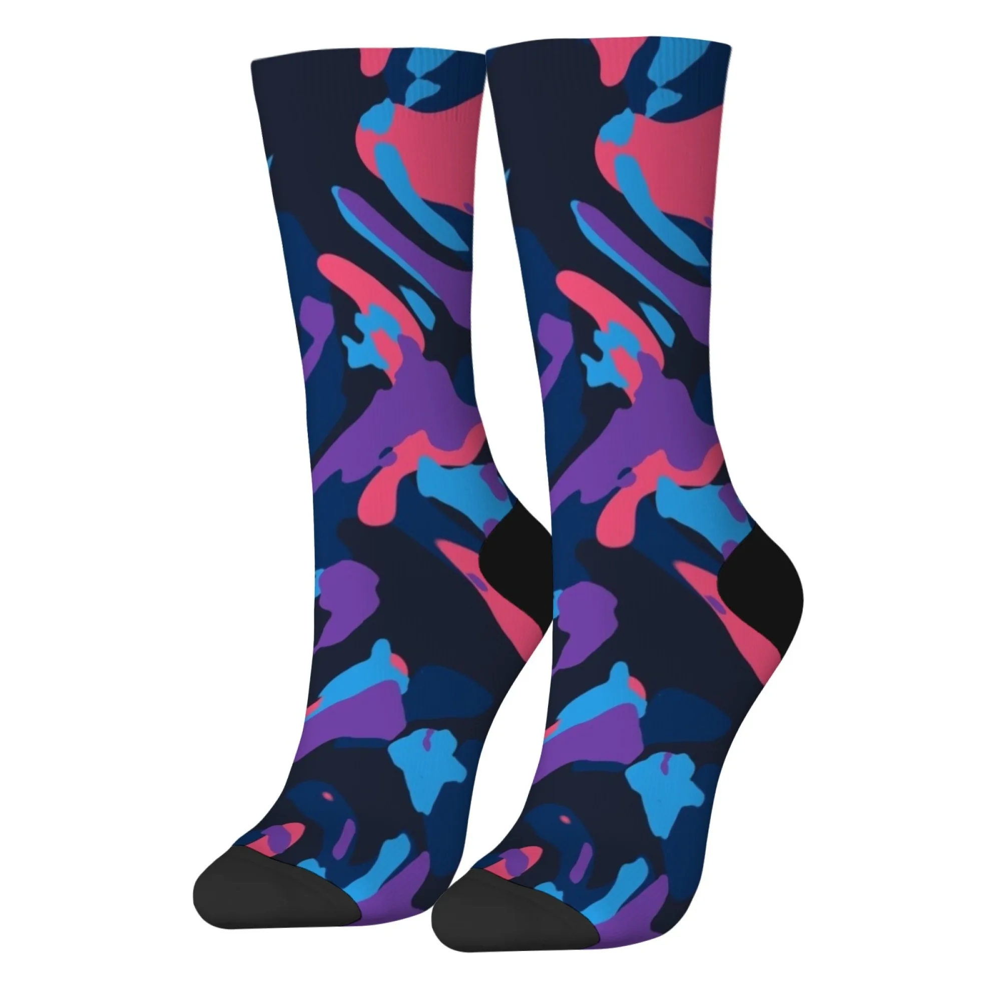 جوارب رجالية ملونة بطباعة مموهة، ناعمة ومريحة، كاجوال للارتداء اليومي ونمط الشارع، نمط فريد من نوعه باللون الوردي والأرجواني والأزرق