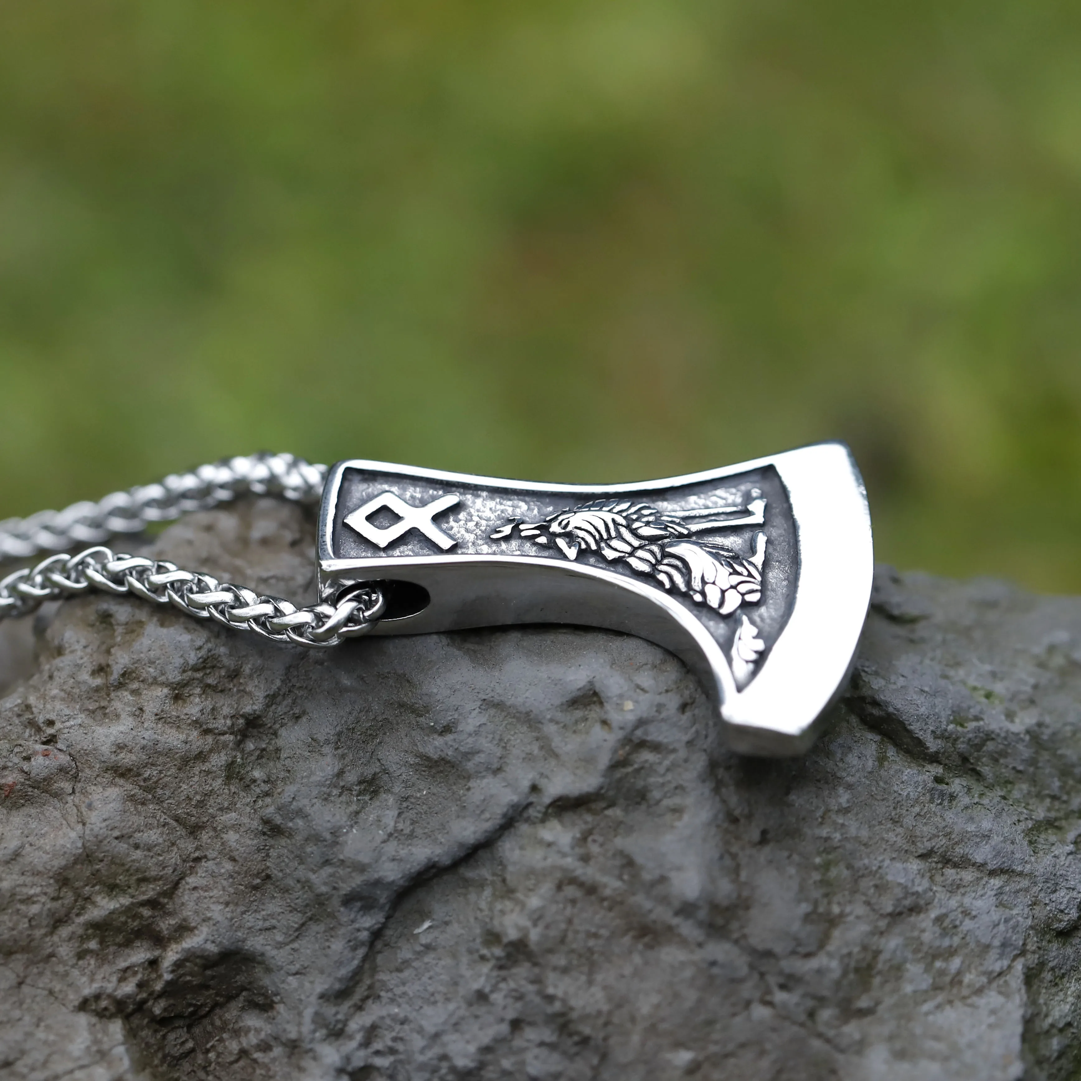 2022 NEW Men\'s 316L stainless-steel Viking Celtic Wolf Raven Axe Pendant Necklace scandinavian Jewelry Gift free shipping