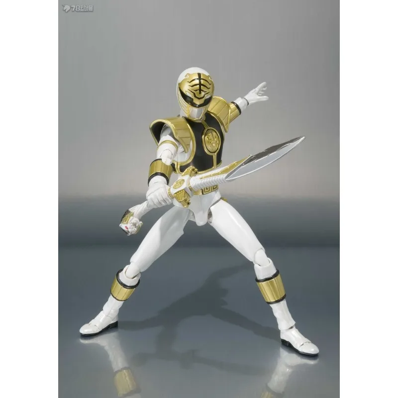 BANDAI Genuine S. H. Figuarts Series Super Sentai Series MMPR Red Dress Club Limited Edition，MMPR in White Movable Model Gift