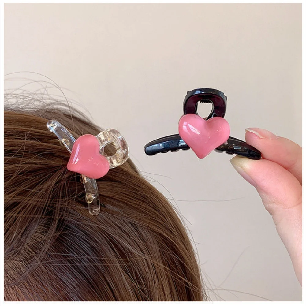 Small Acrylic Love Heart Hair Claw Girl Sweet Small Grab Barrette Hairpin Cute Mini Hair Clip Headdress Hair Accessories