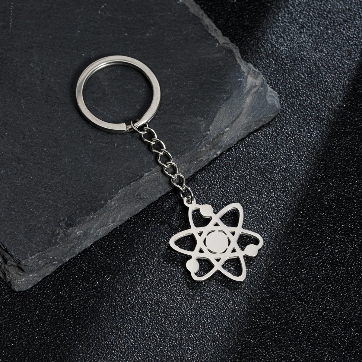 Elliptic Orbit Of The Sun And Earth Keychain Charms For Women Stainless Steel Metal Keyring For Car Keys Designer Keyholder