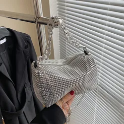 Luxury Rhinestone Chain Crossbdoy Bag Female Portable Small Handbag Women Underarm Pillow Design Bag Clutch Shoulder Bag Purse