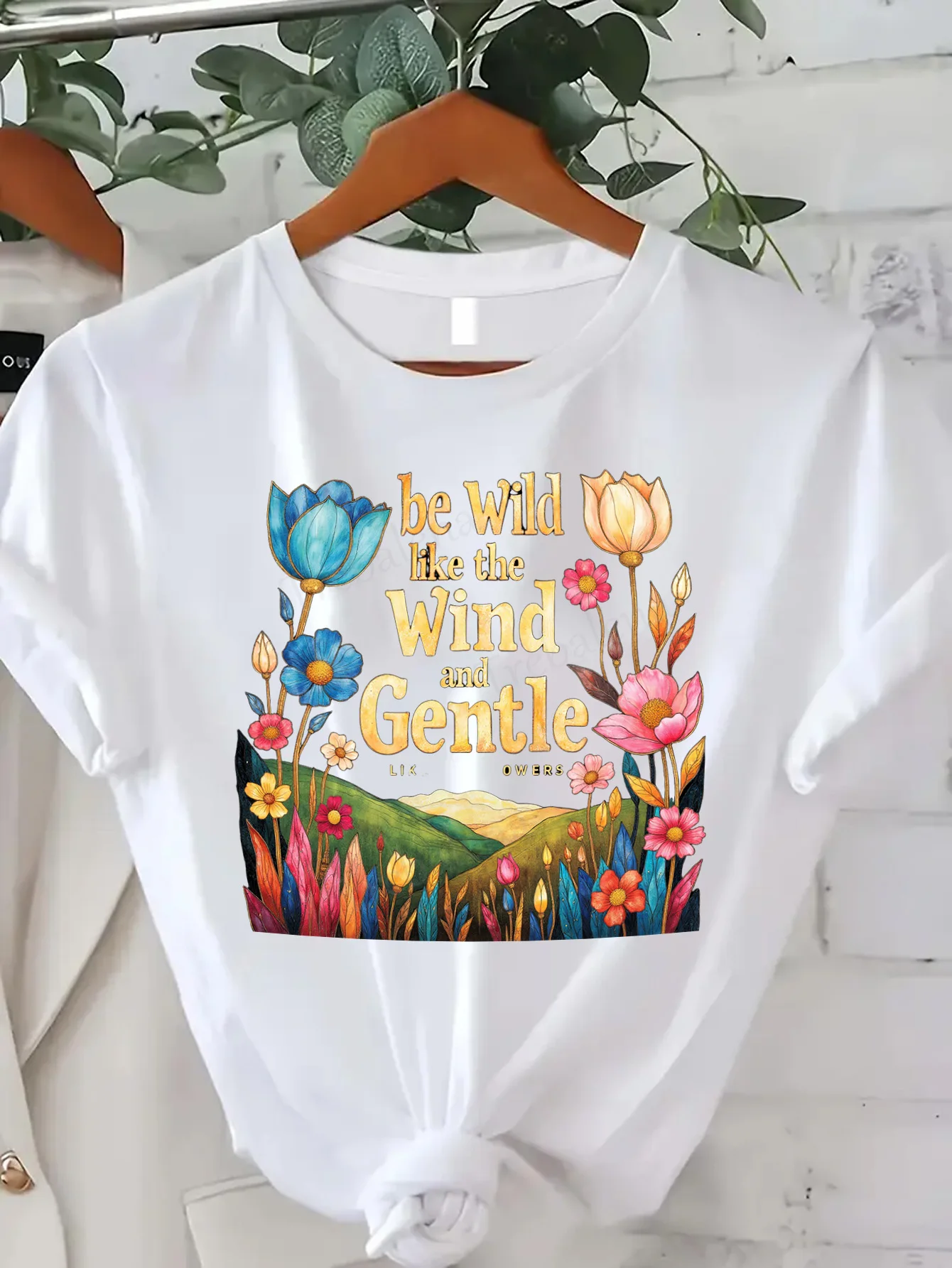 

Удобная женская футболка с принтом Футболка с диким ветром и нежными цветами — топ с цветочным принтом природы в стиле бохо
