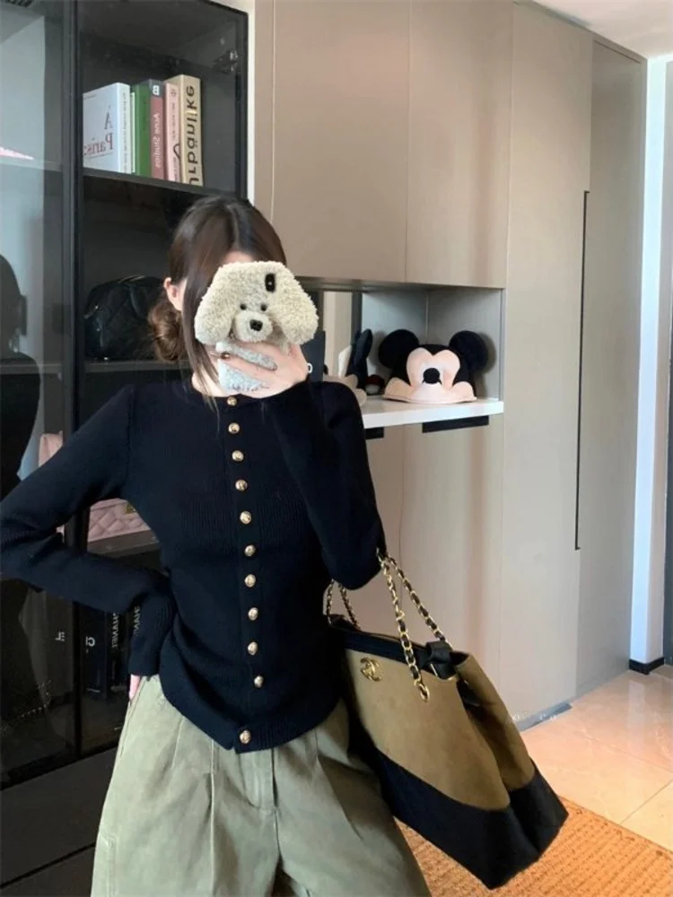 

Элегантный черный вязаный топ с длинными рукавами для женщин, укороченный, облегающий, базовый слой, весенний дизайн, модная новинка, внутренняя одежда