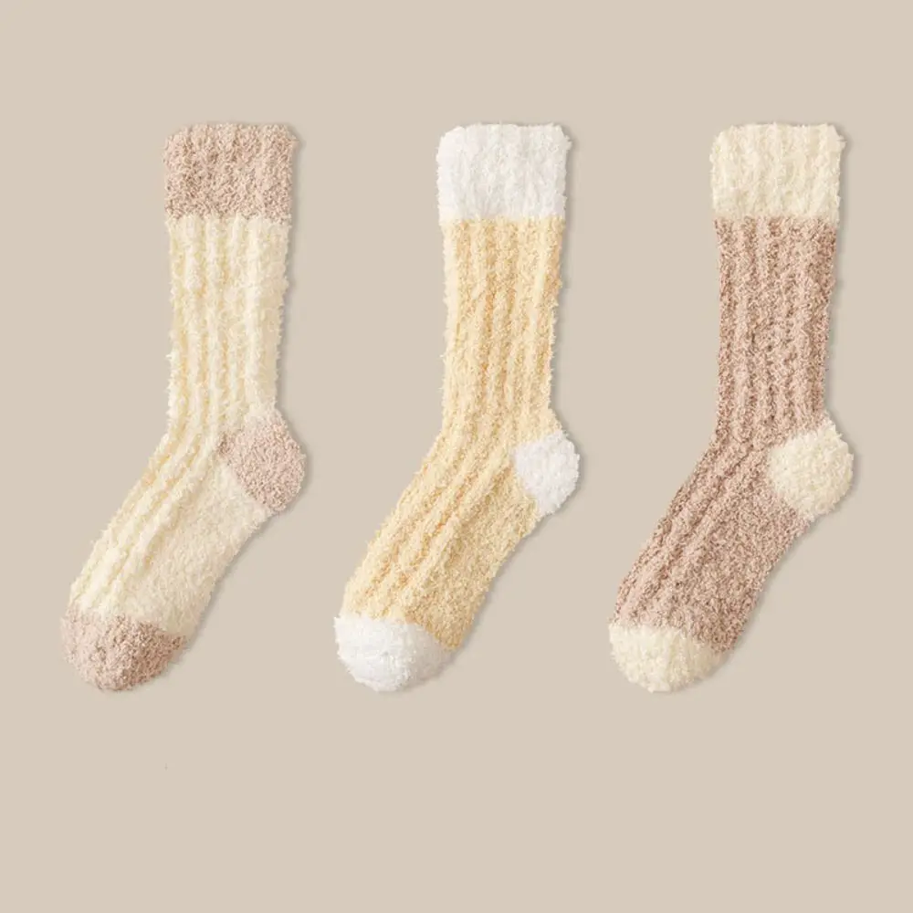 3Pairs بلون سميكة المرجان جوارب صوف الشتاء النوم الطابق أفخم الجوارب بسيطة الجوارب منتصف جوارب أنبوبية النساء الشتاء