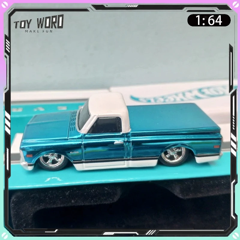 Hot Wheels RLC Camioneta Retro Americana 1969 Chevy C10, Auto de Metal Fundido con Chasis Elevable y Llantas de Goma para Coleccionistas