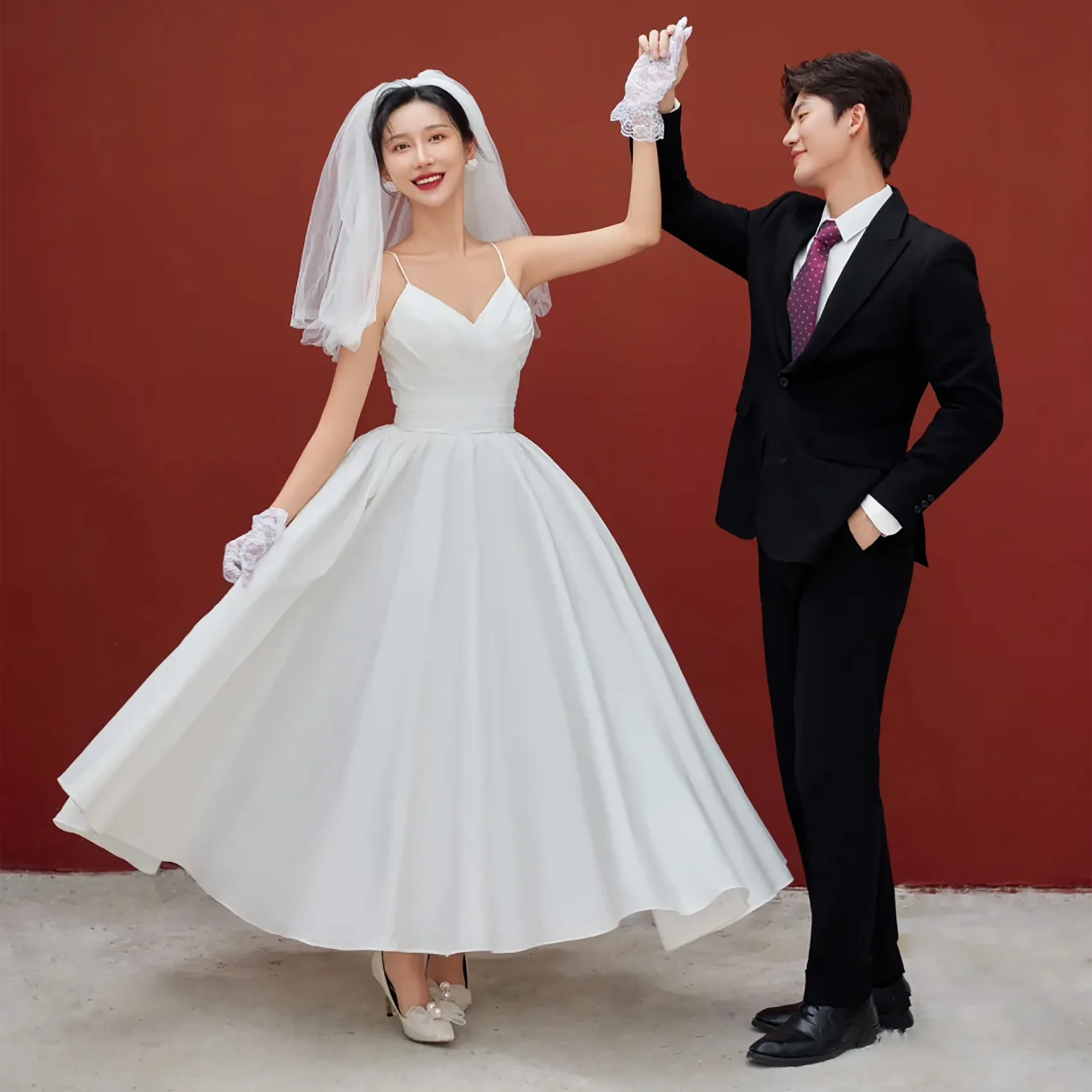 프렌치 라이트 웨딩 원피스 새틴 심플 캐미솔 스튜디오 테마 사진, 중간 길이 약혼