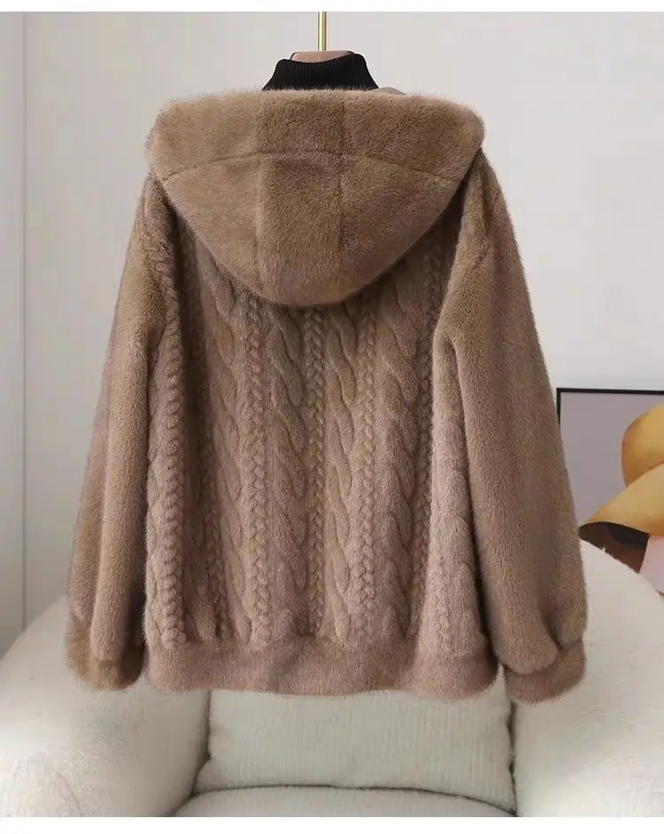 2026 Nieuwe nertsbontjas voor dames, korte moederoutfit met capuchon en verdikt bont in één winter