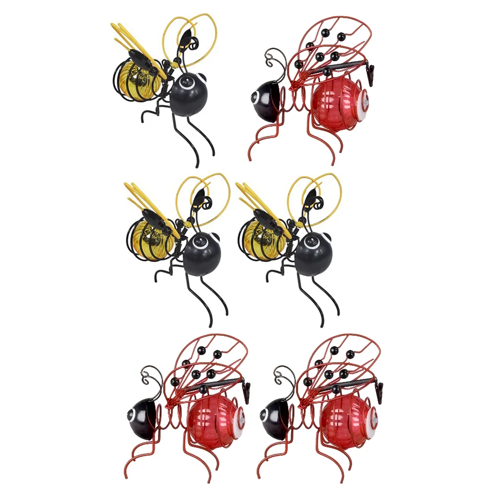 Solar-Powered Hanging Garden Light Decorative Outdoor Figurine Light Metal Flying Insect Hanging Lamp for Housewarming Gift