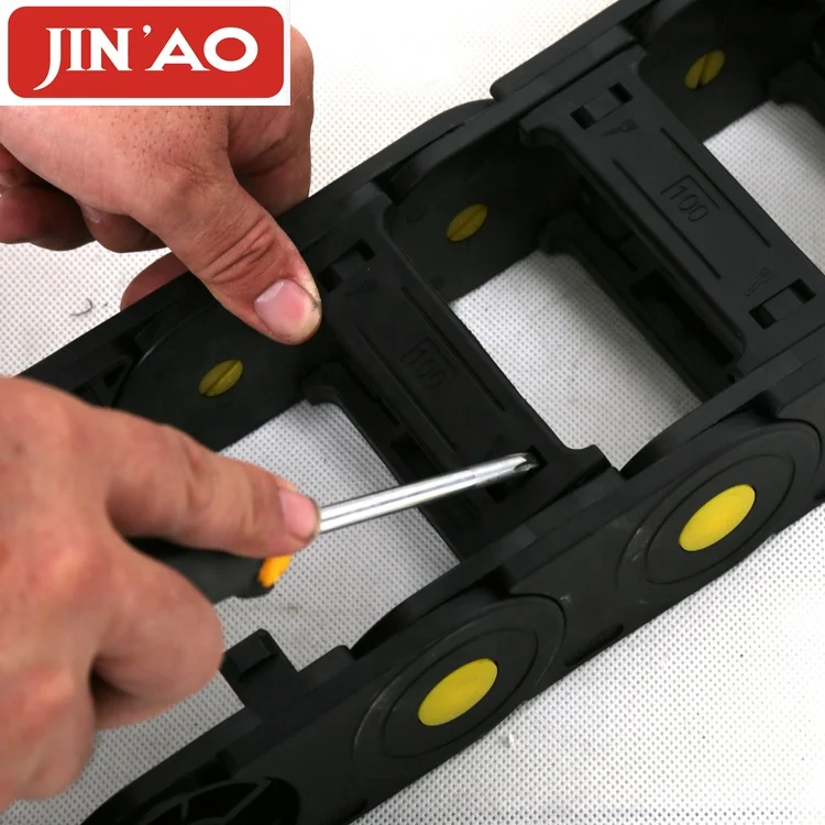Reinforced Nylon for Cable Carrier for Engine Core Noise-Free Closed Cable for Drag Chain