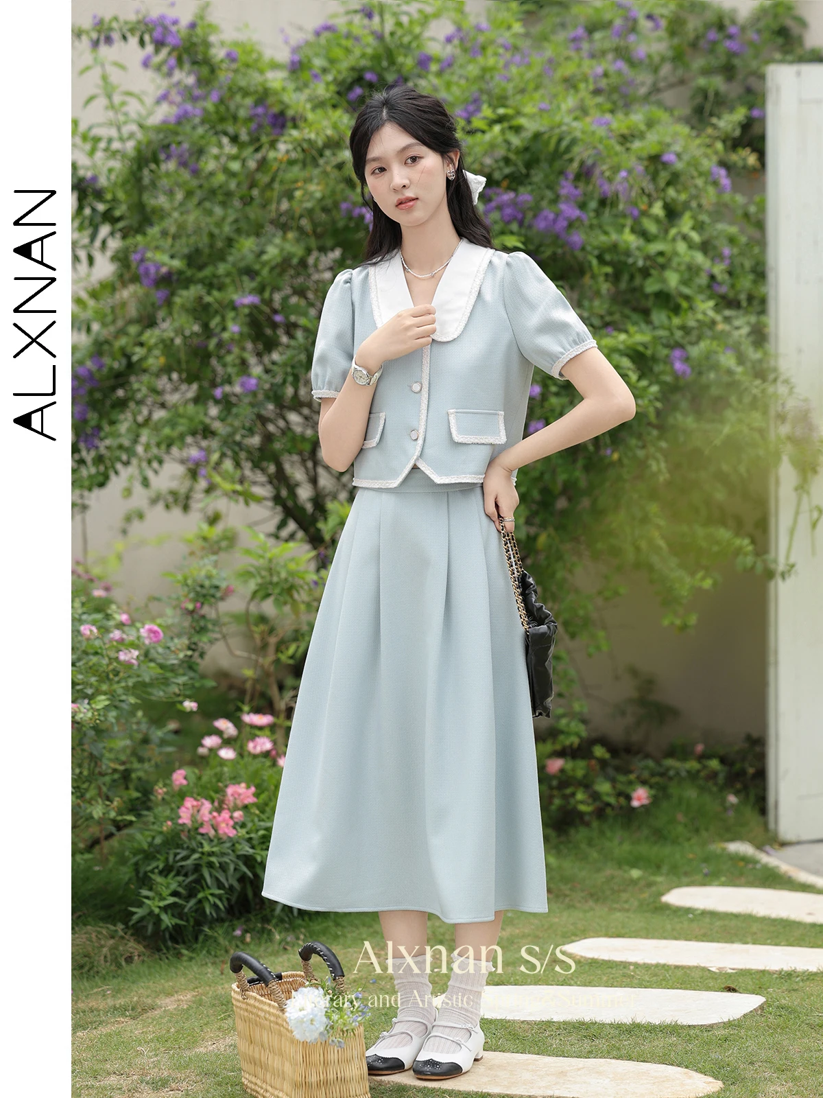 

ALXNAN Light Blue High Waist A-line Midi Skirt 2024 Simple Elegant Elastic Waist Women's Skirts Summer New Clothing L35301BQ