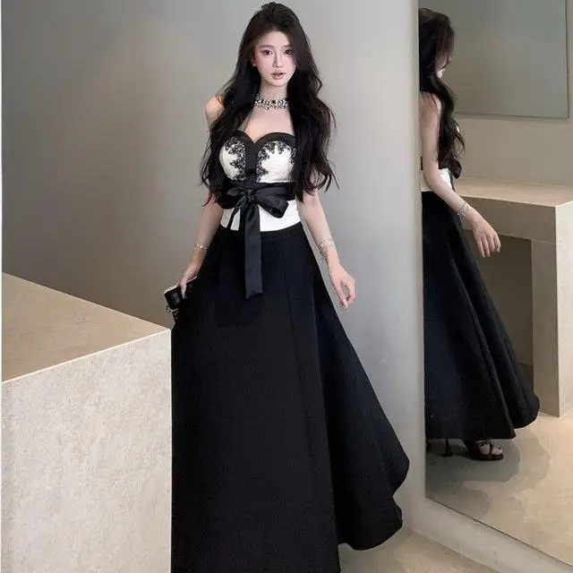 

Korean Two-Piece Strapless Top Half-Length Skirt Temperament Women'S Summer New Niche Design High-End Outfit Suit