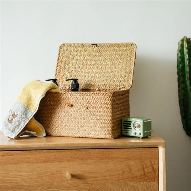 Woven Storage Basket Handmade Sorting Boxes for Clothes Jewelry Manual Lid Wicker Basket Rattan Sundries Storage Box