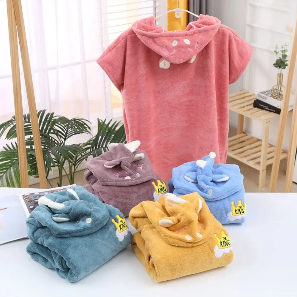 

Cartoon Baby Bath Towel Coral Velvet Quick-Drying Hooded Bathrobe with Hat Absorbent Infant Bathrobe Sleepwear Bathrobe