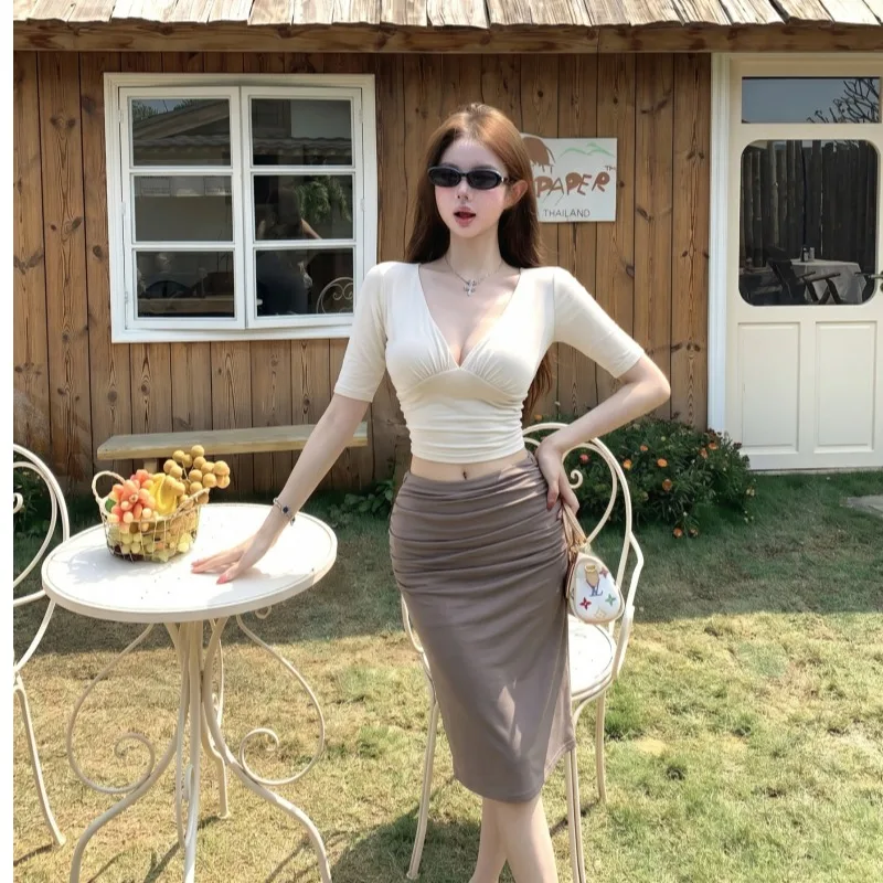 

Women's Summer V-Neck Short Sleeve T-Shirt And High Waist Skirt Two-Piece Set Deep Collar Pure Color Business Casual Outfit
