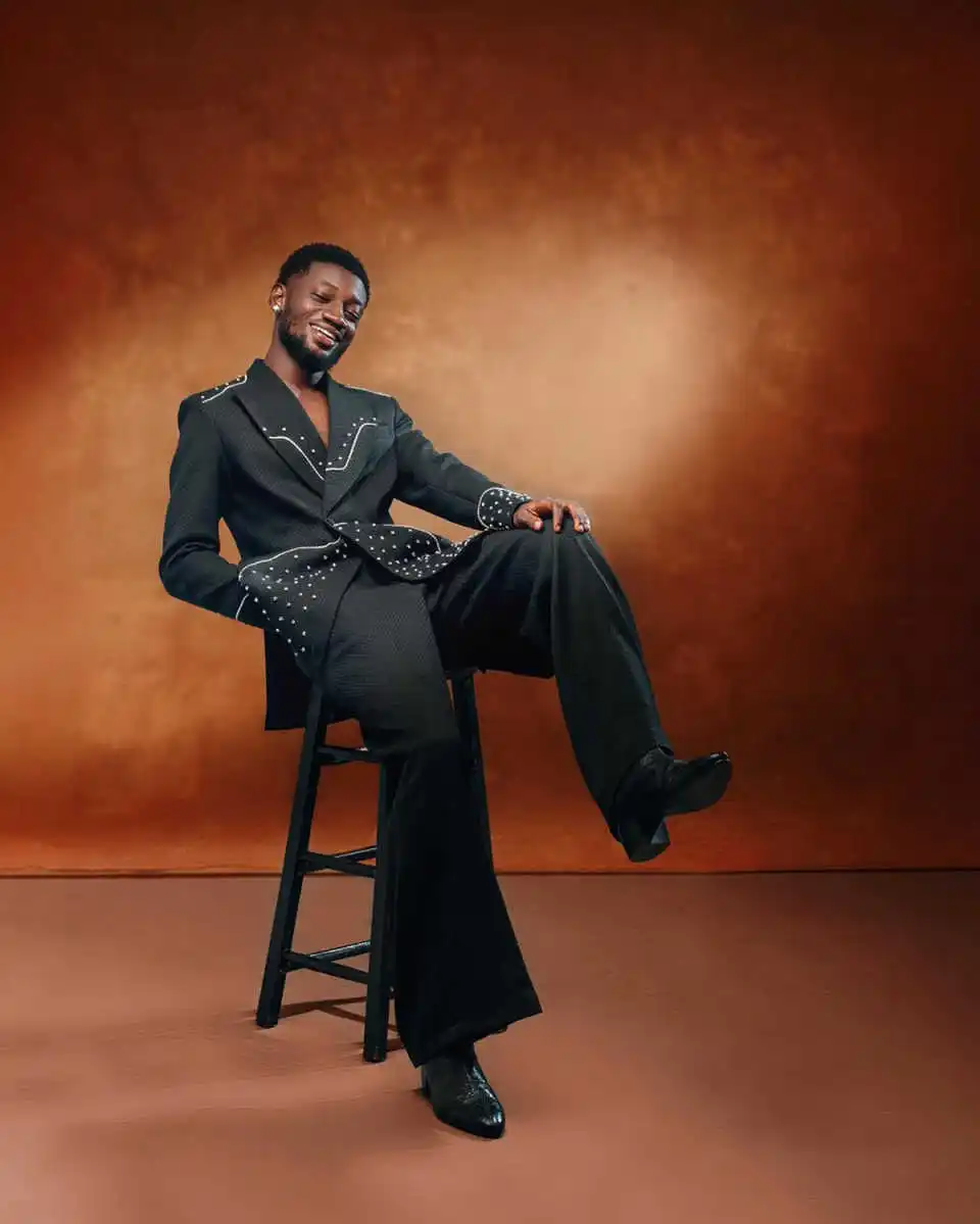 Trajes de hombre con cristales a la moda, conjuntos de chaqueta de un solo pecho con solapa en pico de 2 piezas, esmoquin de boda para novio de corte clásico hecho a medida