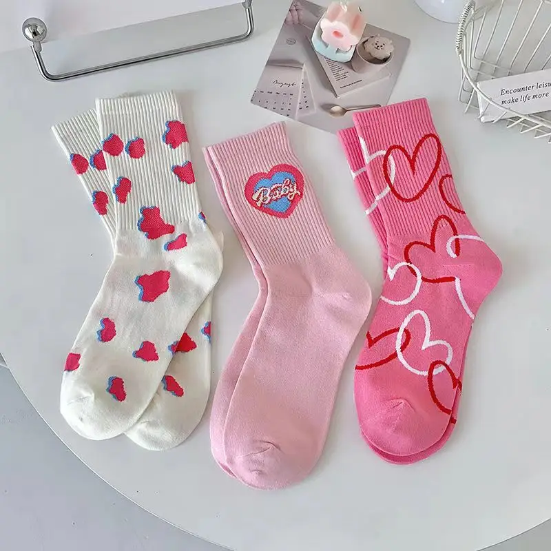 Women's Socks Love Print Pink White Kawaii Harajuku Streetwear Skateboard Cute Fashion Sports Socks Girls Gift Calcetines Mujer