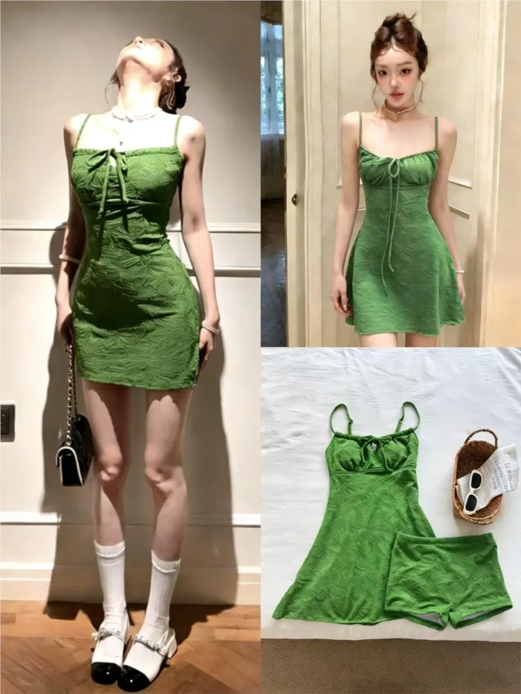 

Retro White Enhancing Green Temperament Dress Women's Two-Piece Slim Fit Swimsuit Separate Beach Dress Conservative Summer Skirt
