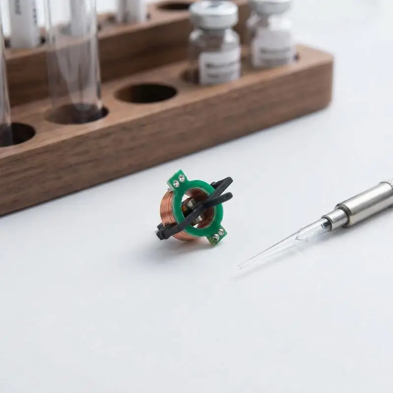 

Сервопривод 20 Ом для микро-радиоуправляемых самолетов, 0.6г, DIY актуатор для легких моделей самолетов, точное управление