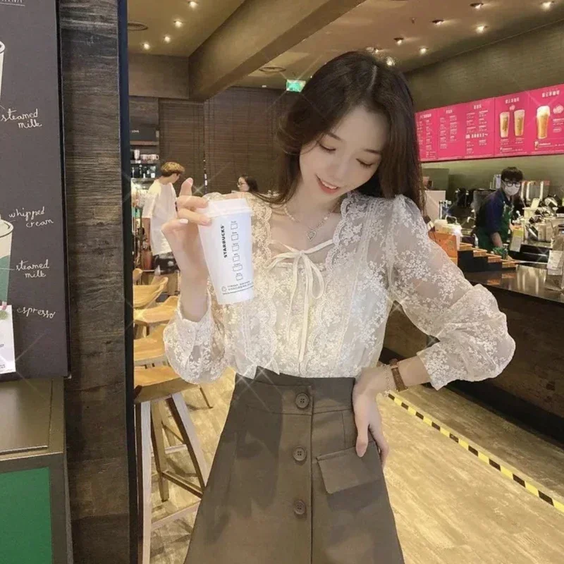 New French Square Collar Apricot White Lace Blouse Autumn Casual Loose Tops Sweet Puff Long Sleeve Lace-up Shirt Blusas 17442