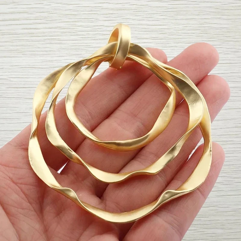 1 x Matte Gold Color Large Hammered 4 Rings Circles Charms Pendants For DIY Necklace Jewelry Making Accessories 102x70mm