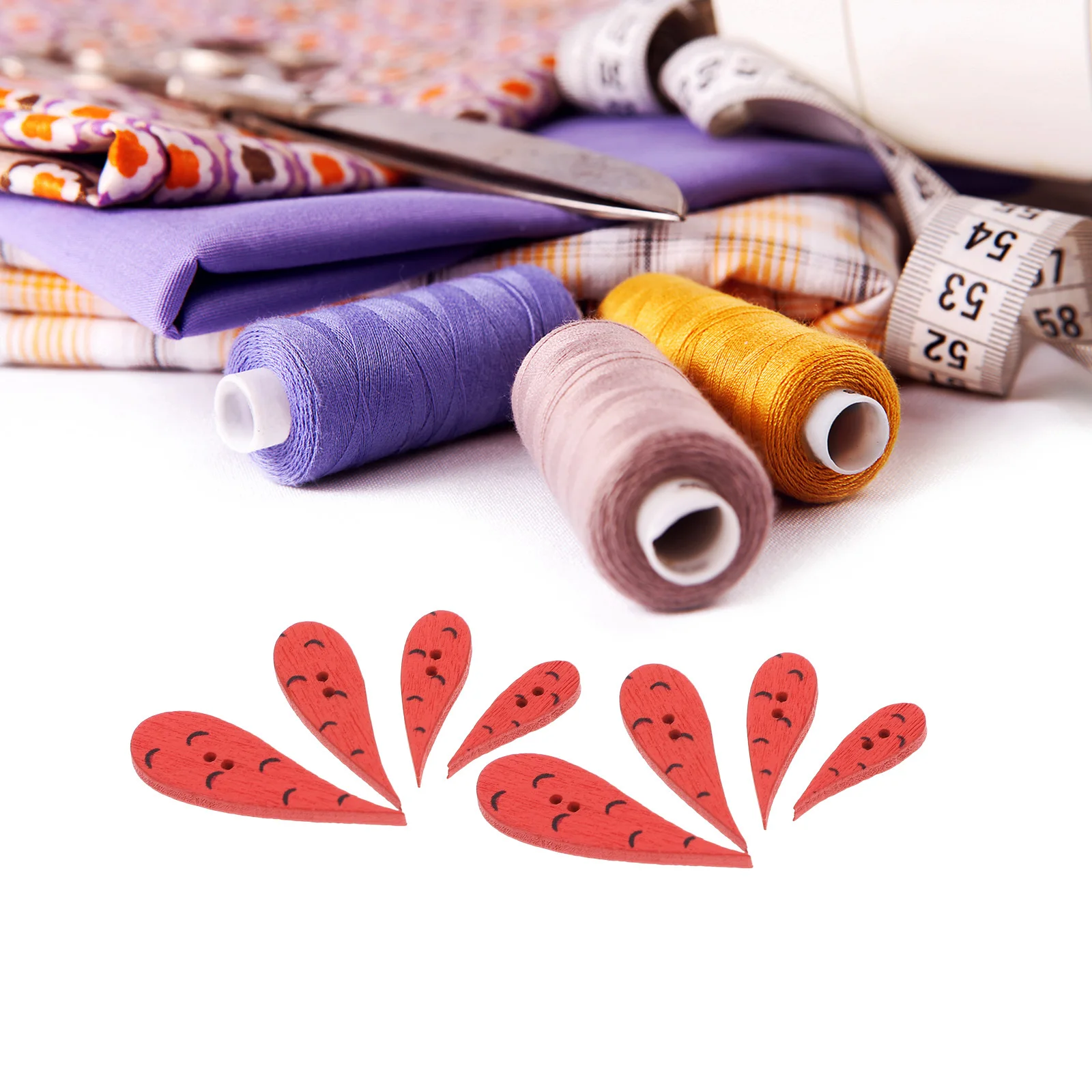 

200Pcs Wooden Carrot Buttons Strong Durable Natural Safe Material Cartoon Style Handicrafts Sewing Weaving Wooden Buttons