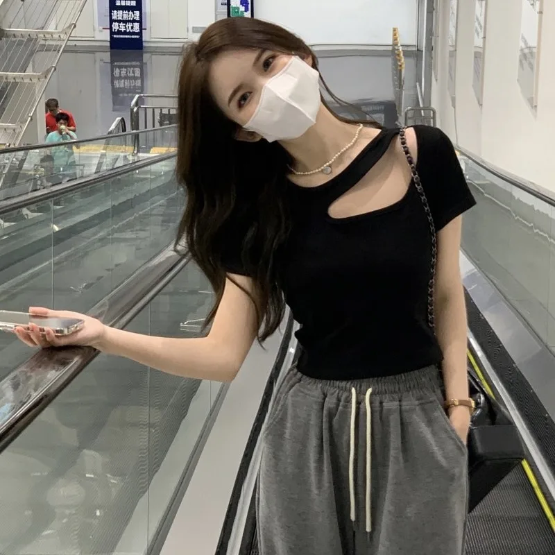 Women Clothes Summer New Hollow-out Slim Short Base Shirt Regular Shoulder Long Sleeve T-Shirt Short-sleeve T-shirt Women Top
