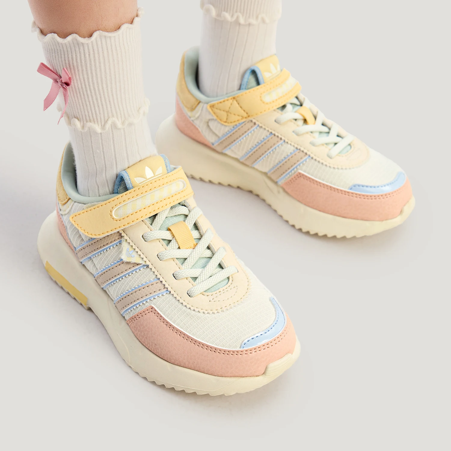 

Adidas Authentic Three Leaves Kids Classic Velcro Non-Slip Casual Shoes KI9890