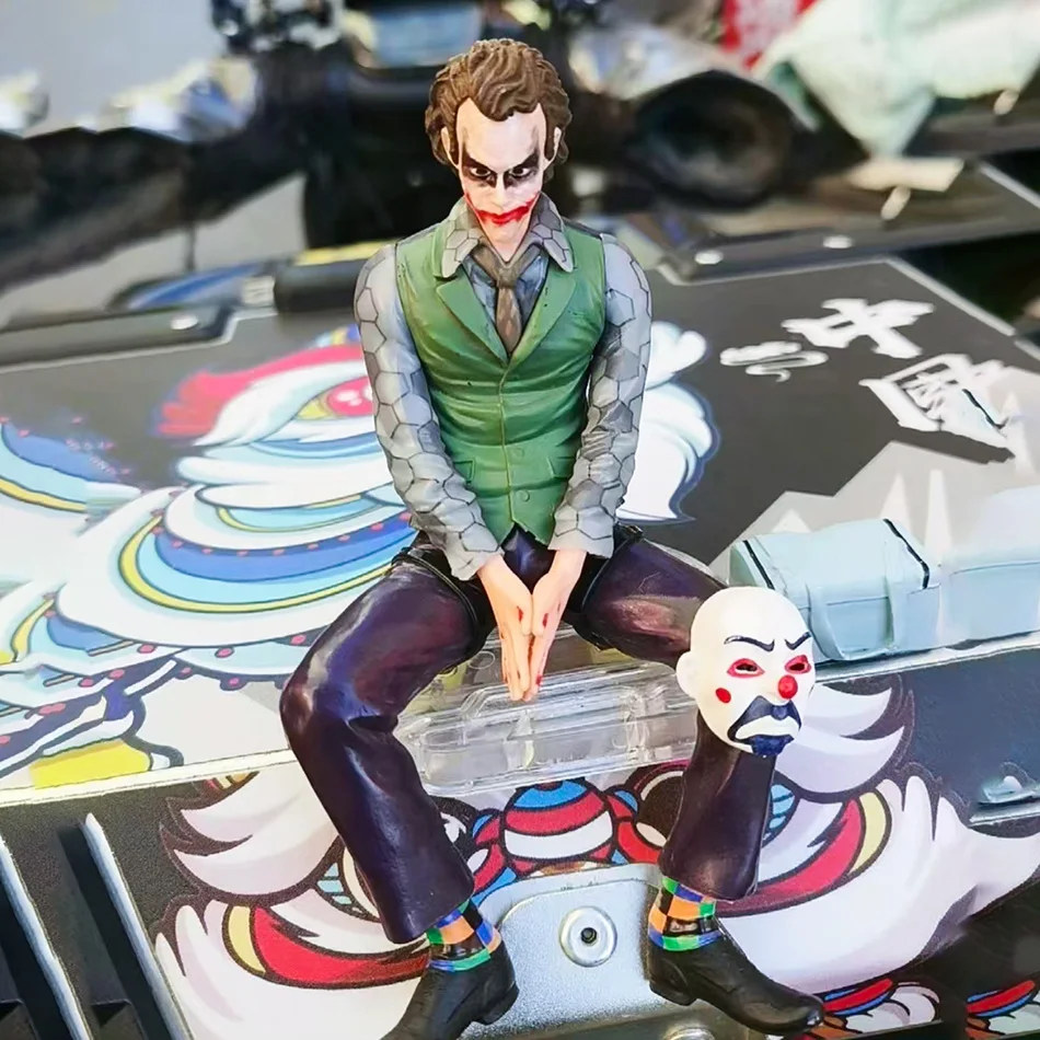 

New Joker Heath Ledger Action Figures Car Roof Decoration Portable Wild Mask Statue Model Car Doll Toy Collection Halloween Gift