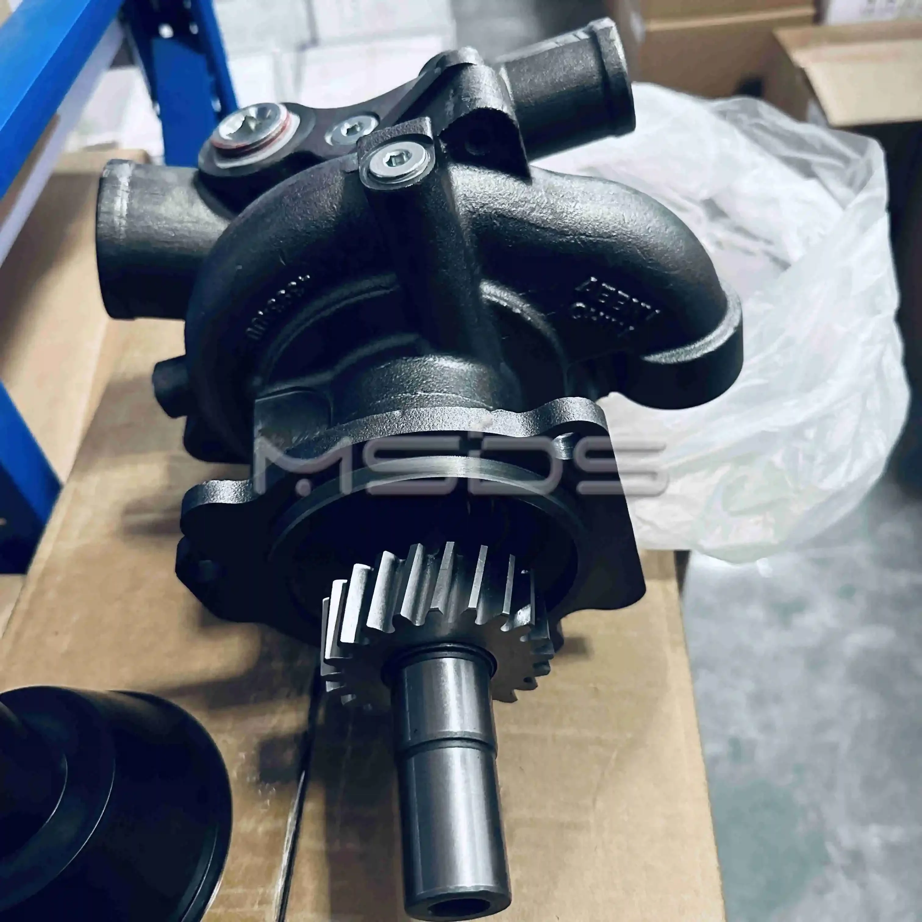 

M11 ISM11 QSM11 Cummins Engine Parts Water Pump 4955705 4955707 2882144