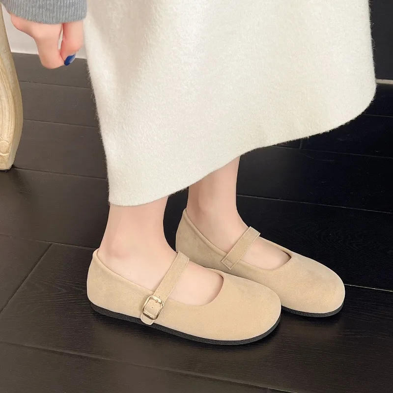 حذاء فردي مسطح من جلد الغزال غير رسمي على طراز جديد للنساء، نعل ناعم كلاسيكي جديد مريح وخفيف الوزن للنساء 2025 #6