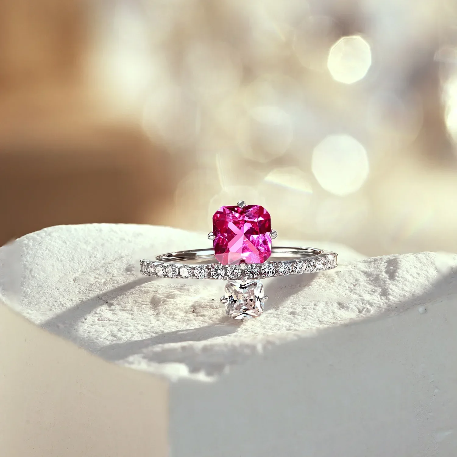 S925 sterling silver ring inlaid with European and American colored zircon, high-quality and exquisite wedding jewelry wholesale