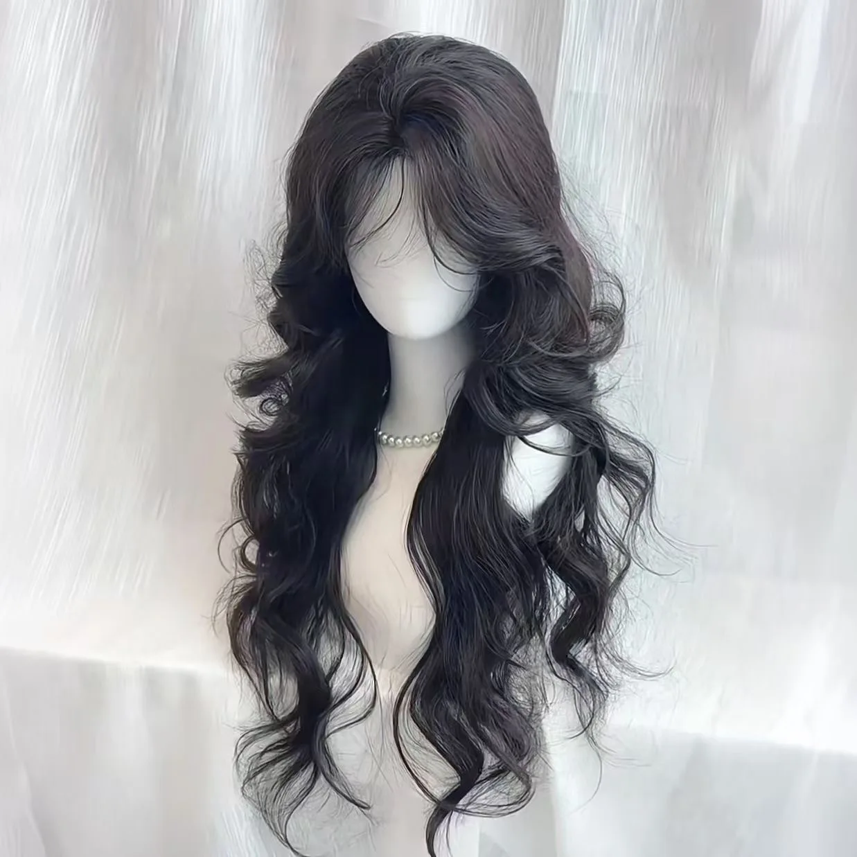 Peluca negra Lolita para mujer, pelo largo ondulado, peluca rizada de 75cm con flequillo, diadema para Cosplay, pelucas sintéticas para uso diario