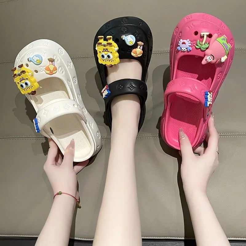 Summer slippers with external holes SpongeBob SquarePants women's thick soled lightweight, non slip, breathable sandals