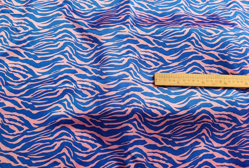 1 Meter x 1,48 Meter gestreifter Zebra-Satin-Druckstoff, weiches Futter – Detail 28