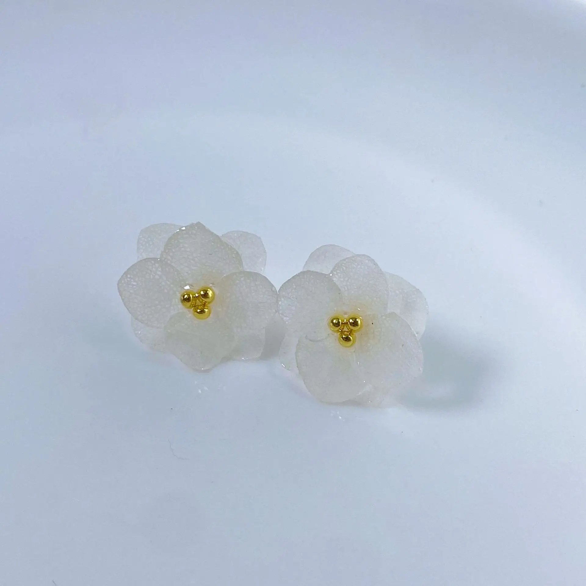 Elegant Hydrangea Earrings Multicolor Hydrangeas Flower Earrings Epoxy Resin Pressed Flower Earrings Wholesale Custom Accessorry